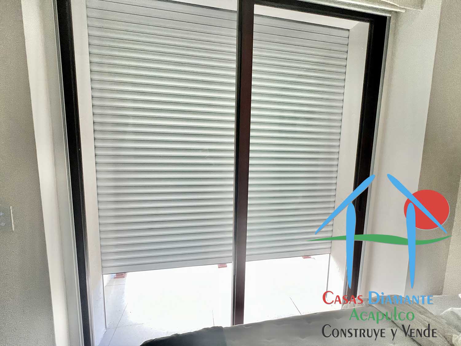 La Isla Ibiza F8 - Persianas anticiclónicas 4